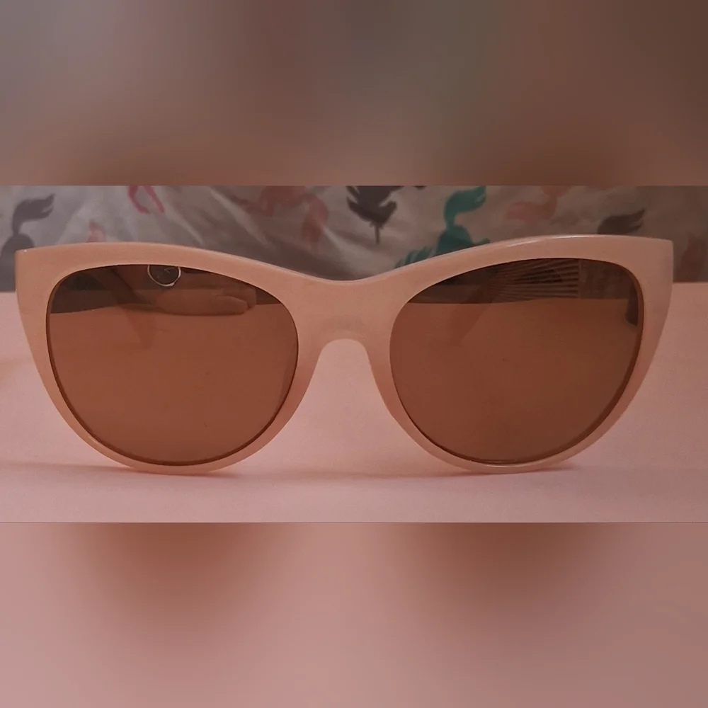 EUC Revo Barclay RE1037 Glossy Lt Pink Cat Eye Casual Sunglass Sunnies Glasses